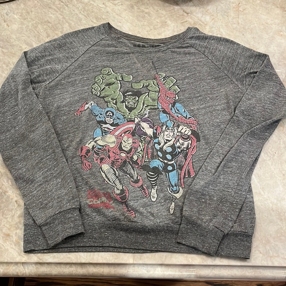 Marvel crew shirt soft Hulk, Captain America, Thor, iron man, spider man Small